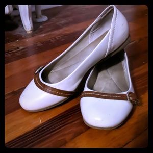 Off white flat shoes